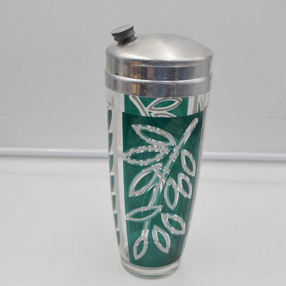 Mid Century Bar Shaker Leaf Design Kelly Green Drinkware Barware Cobbler Shaker - Picture 1 of 8